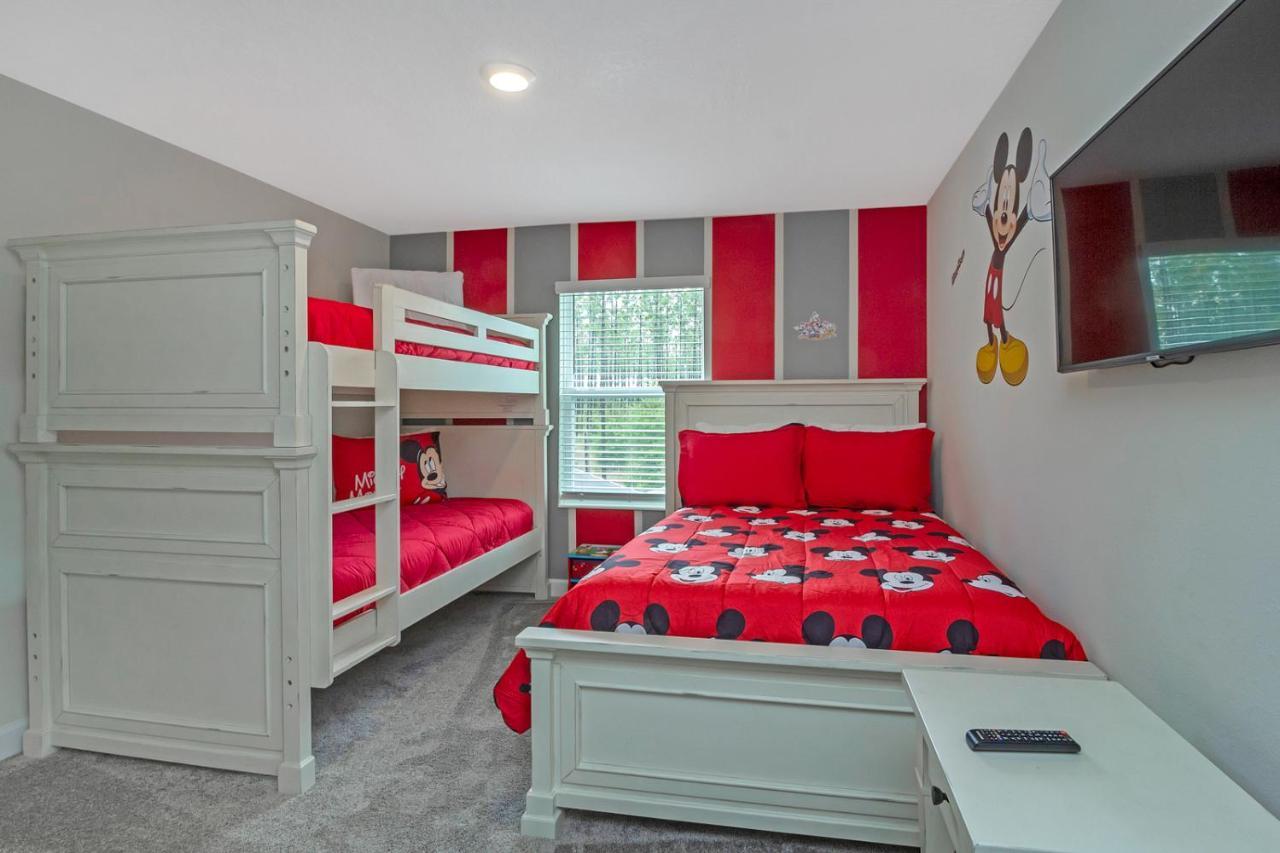 Family Located In A Luxurious *