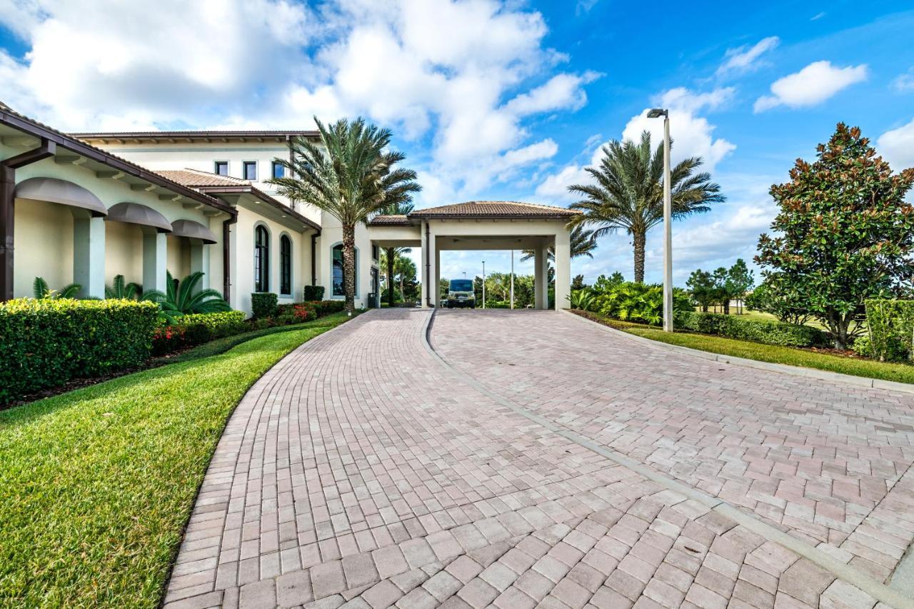 Holiday home Family Located In A Luxurious