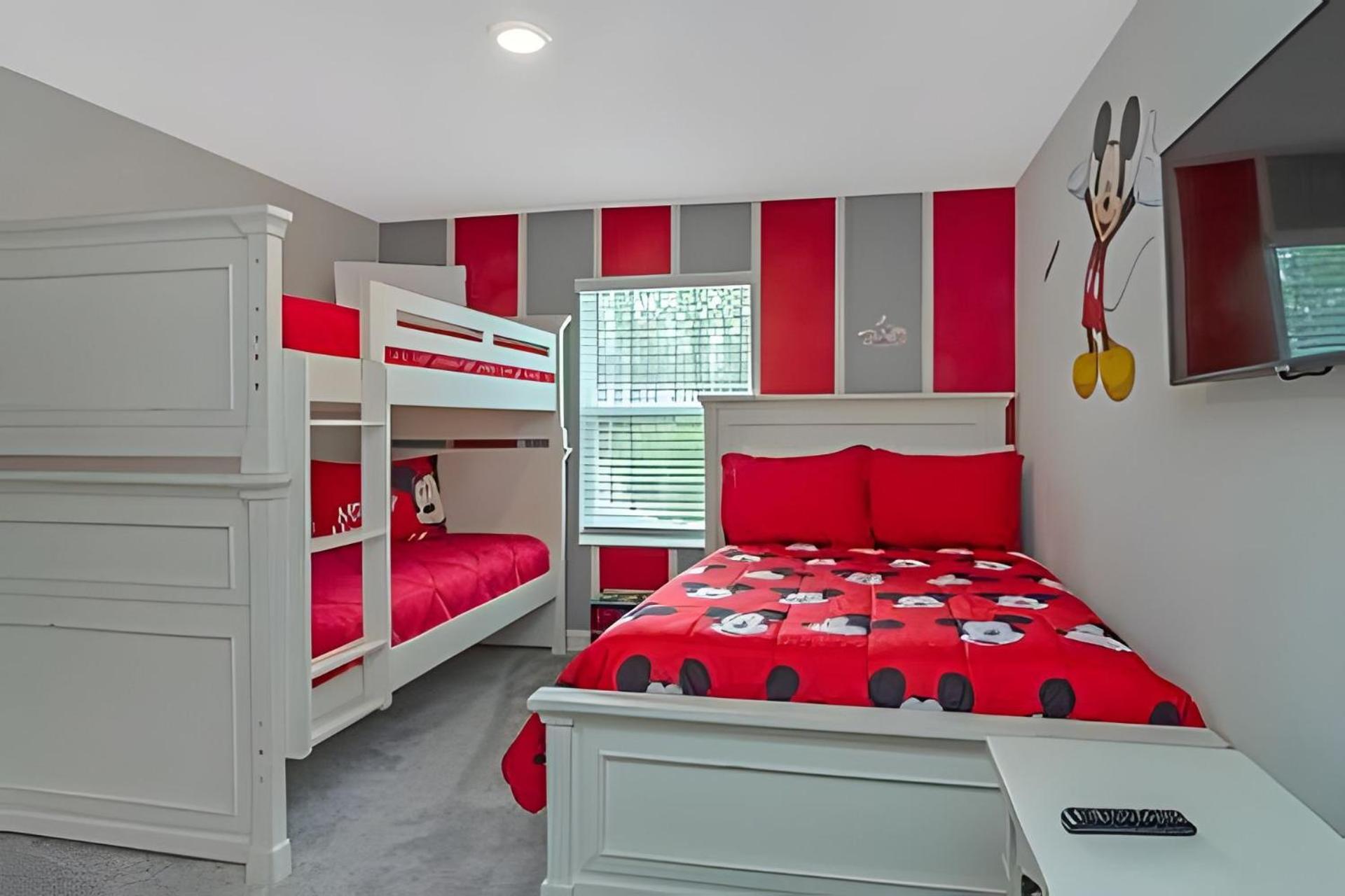 Family Located In A Luxurious Kissimmee